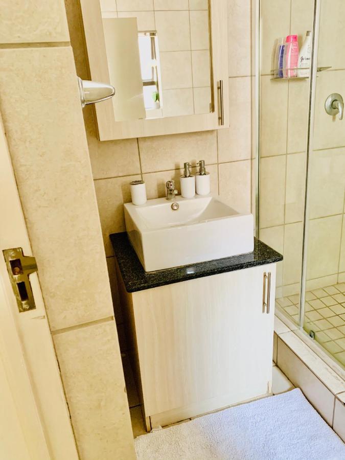 774Ways Holiday Home Hartbeespoort Extérieur photo