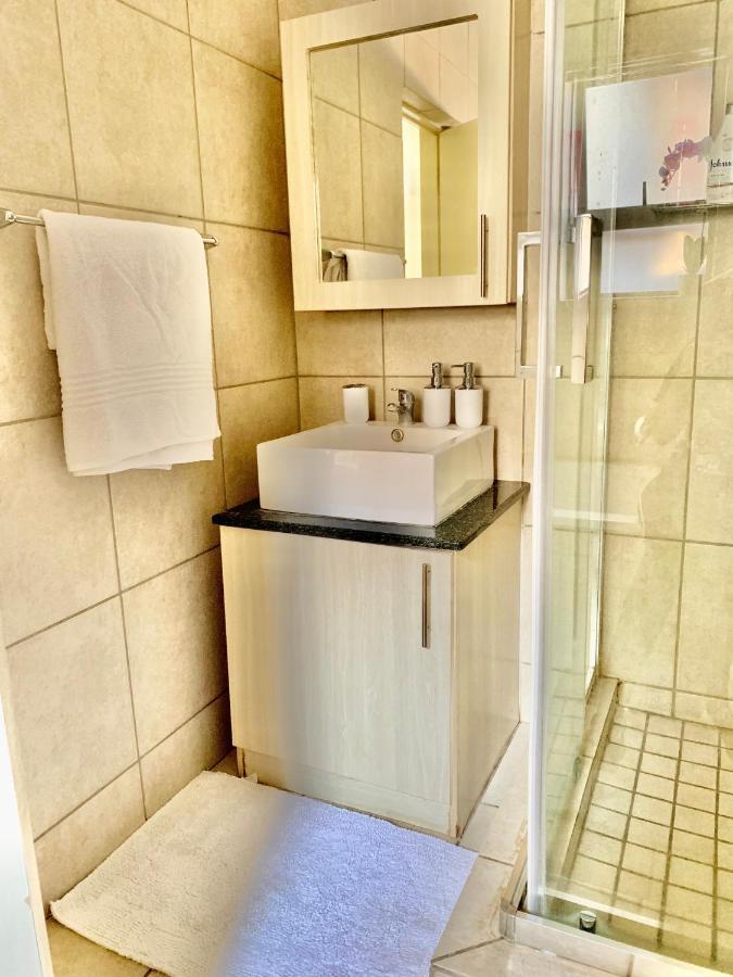 774Ways Holiday Home Hartbeespoort Extérieur photo