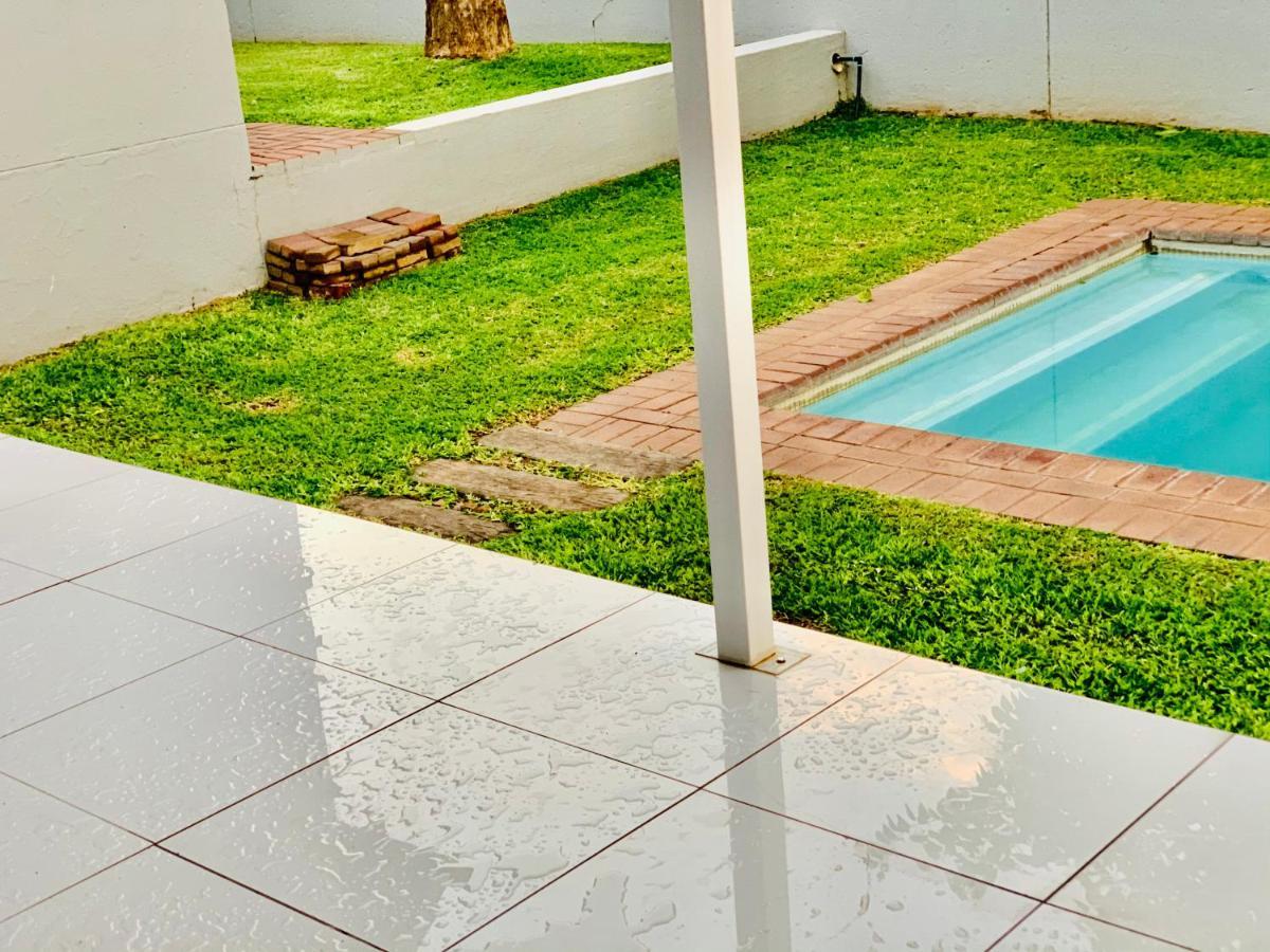 774Ways Holiday Home Hartbeespoort Extérieur photo